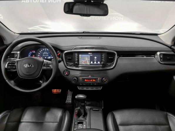 Kia Sorento III Prime Рестайлинг с пробегом 2018 года, цена 2 600 000 рублей, 153000 км, внедорожник, Автокод Объявления