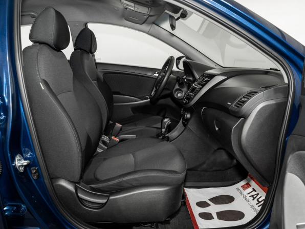 Hyundai Solaris I Рестайлинг с пробегом 2015 года, цена 849 500 рублей, 208845 км, хэтчбек, Автокод Объявления