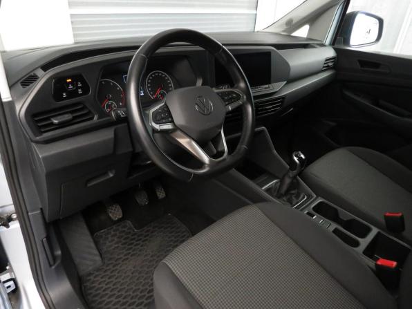 Volkswagen Caddy V с пробегом 2021 года, цена 2 960 000 рублей, 75000 км, минивэн, Автокод Объявления