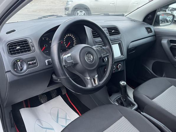 Volkswagen Polo V с пробегом 2010 года, цена 449 000 рублей, 200875 км, седан, Автокод Объявления