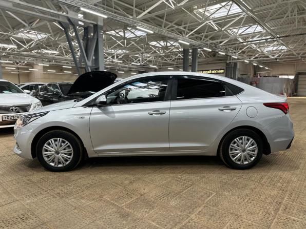 Hyundai Solaris II с пробегом 2017 года, цена 1 220 000 рублей, 164186 км, седан, Автокод Объявления