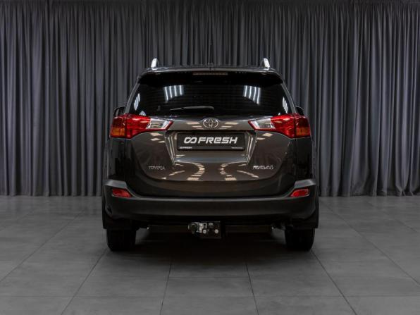 Toyota RAV4 IV (XA40) с пробегом 2014 года, цена 1 799 000 рублей, 212808 км, внедорожник, Автокод Объявления