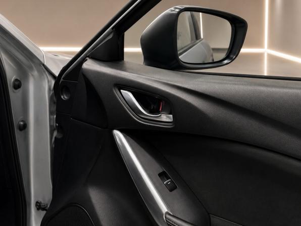 Mazda 6 III (GJ) Рестайлинг с пробегом 2015 года, цена 1 499 000 рублей, 220000 км, седан, Автокод Объявления