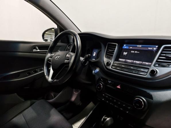 Hyundai Tucson III с пробегом 2018 года, цена 1 815 000 рублей, 204739 км, внедорожник, Автокод Объявления
