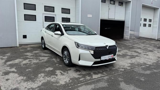 Venucia D60 Plus с пробегом 2023 года, цена 1 546 100 рублей, 31290 км, седан, Автокод Объявления