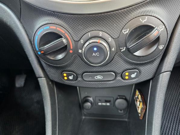 Hyundai Solaris I с пробегом 2013 года, цена 829 000 рублей, 137996 км, седан, Автокод Объявления