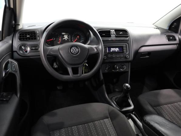 Volkswagen Polo V Рестайлинг с пробегом 2018 года, цена 1 299 500 рублей, 77635 км, седан, Автокод Объявления
