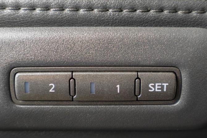 Infiniti JX с пробегом 2012 года, цена 1 729 000 рублей, 247000 км, внедорожник, Автокод Объявления