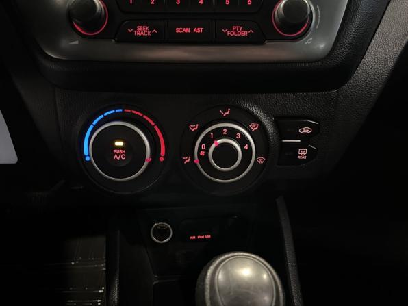 Kia Rio III с пробегом 2012 года, цена 967 000 рублей, 101241 км, седан, Автокод Объявления