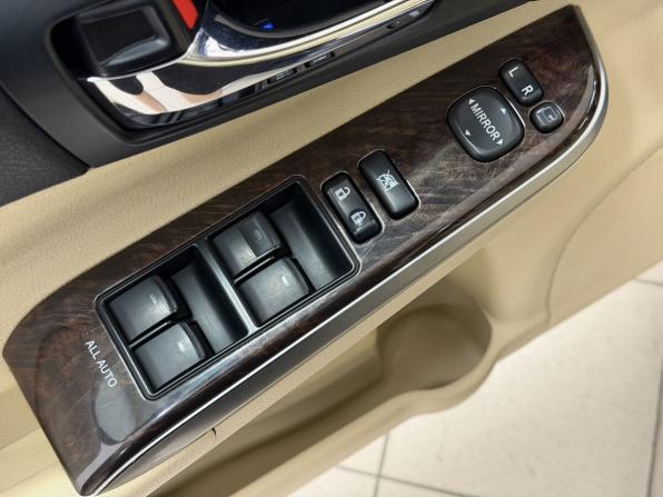 Toyota Camry VII (XV50) Рестайлинг с пробегом 2015 года, цена 1 959 000 рублей, 186030 км, седан, Автокод Объявления