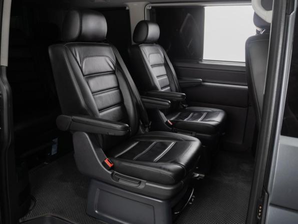 Volkswagen Multivan T6 с пробегом 2018 года, цена 4 719 000 рублей, 146936 км, минивэн, Автокод Объявления