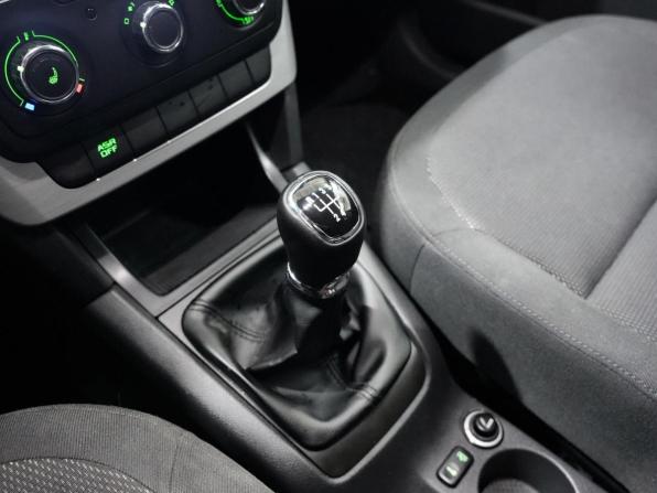 Skoda Yeti I Рестайлинг с пробегом 2014 года, цена 1 196 000 рублей, 122700 км, внедорожник, Автокод Объявления