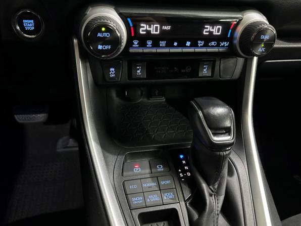 Toyota RAV4 V (XA50) с пробегом 2021 года, цена 3 500 000 рублей, 97842 км, внедорожник, Автокод Объявления