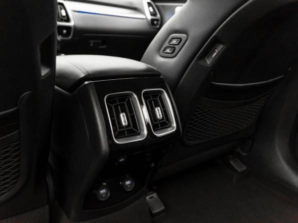 Kia Sorento IV с пробегом 2021 года, цена 3 880 000 рублей, 78300 км, внедорожник, Автокод Объявления