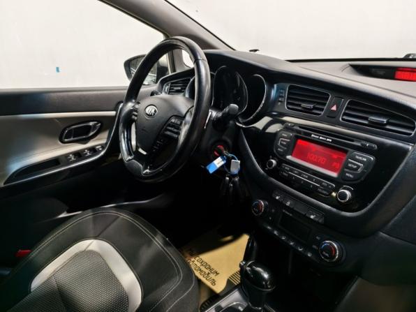Kia Ceed II с пробегом 2013 года, цена 1 255 000 рублей, 35062 км, хэтчбек, Автокод Объявления