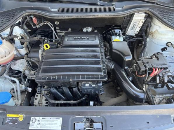 Volkswagen Polo V Рестайлинг с пробегом 2016 года, цена 1 054 102 рубля, 102332 км, седан, Автокод Объявления