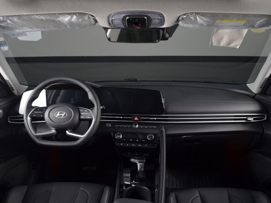Hyundai Elantra VII (CN7) Рестайлинг Кемерово  - изображение 11