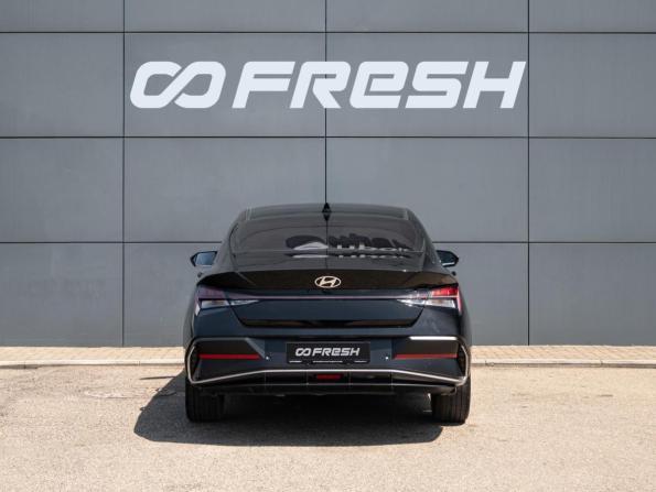 Hyundai Elantra VII (CN7) Рестайлинг с пробегом 2023 года, цена 2 150 000 рублей, 41987 км, седан, Автокод Объявления