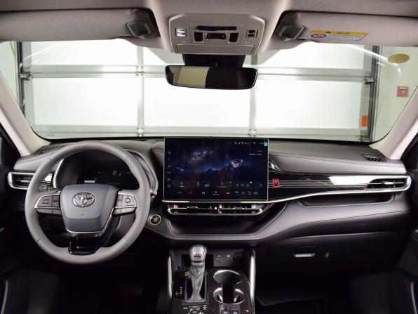 Toyota Highlander IV (XU70) с пробегом 2026 года, цена 5 199 995 рублей, 26 км, внедорожник, Автокод Объявления