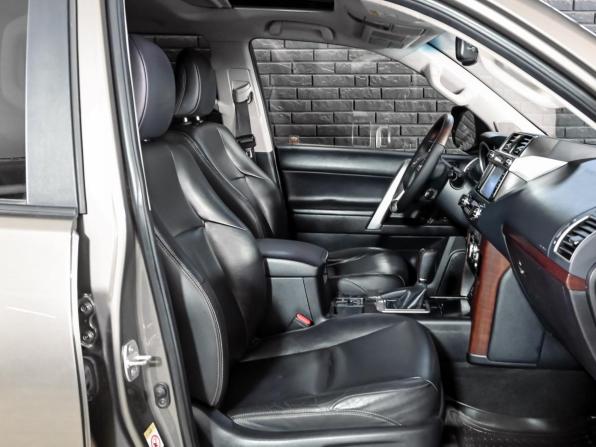 Toyota Land Cruiser Prado 150 Series Рестайлинг 1 с пробегом 2014 года, цена 3 990 000 рублей, 191597 км, внедорожник, Автокод Объявления