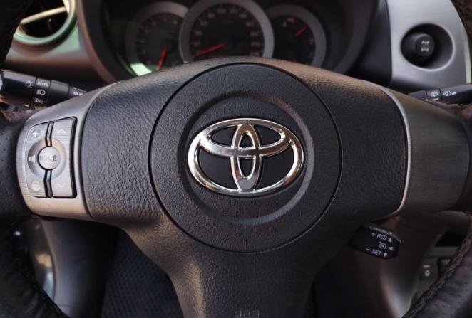 Toyota RAV4 III (XA30) с пробегом 2008 года, цена 1 220 000 рублей, 208793 км, внедорожник, Автокод Объявления