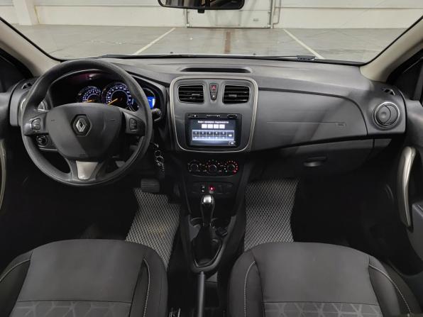 Renault Sandero II с пробегом 2018 года, цена 1 229 999 рублей, 92137 км, хэтчбек, Автокод Объявления
