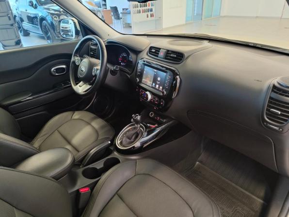 Kia Soul II Рестайлинг с пробегом 2017 года, цена 1 524 000 рублей, 184545 км, хэтчбек, Автокод Объявления