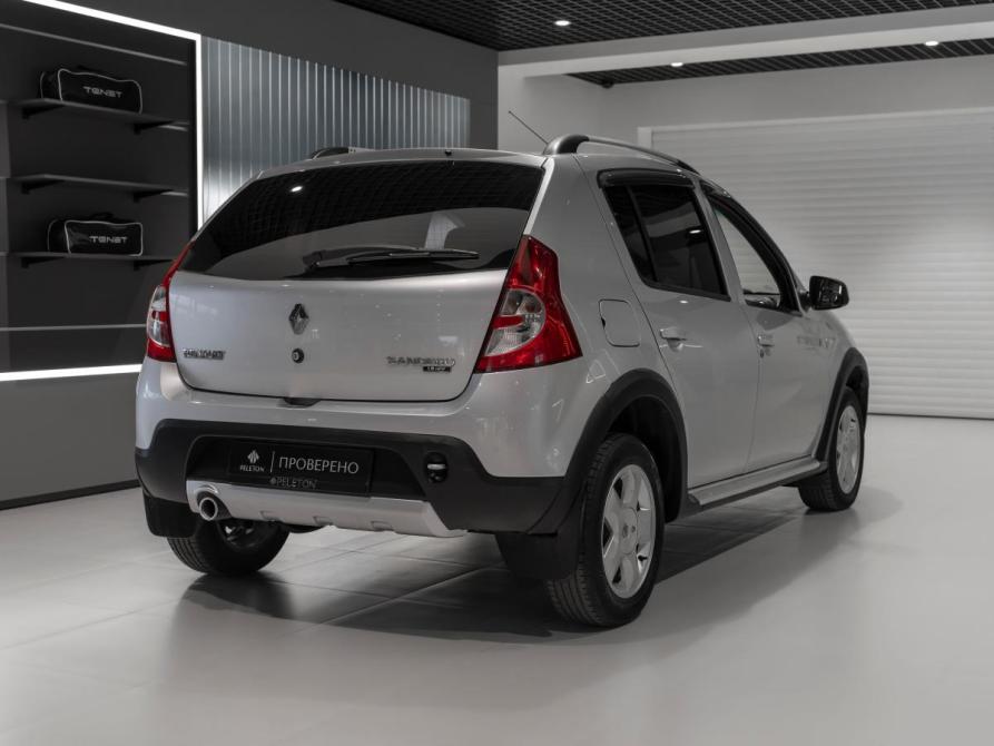 Renault Sandero I Москва  - изображение 5