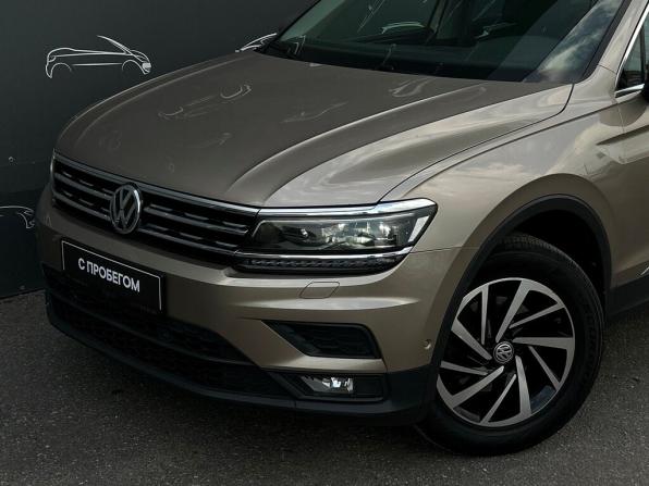 Volkswagen Tiguan II с пробегом 2018 года, цена 2 572 200 рублей, 55406 км, внедорожник, Автокод Объявления