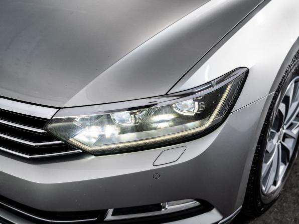 Volkswagen Passat B8 с пробегом 2015 года, цена 1 349 500 рублей, 147629 км, седан, Автокод Объявления