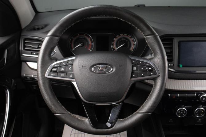 Lada (ВАЗ) Vesta I Рестайлинг (NG) с пробегом 2023 года, цена 1 329 000 рублей, 29800 км, седан, Автокод Объявления