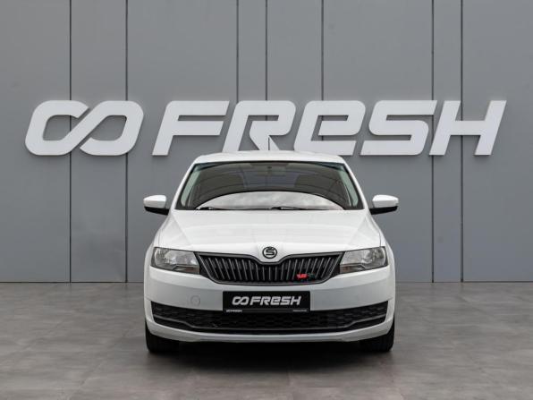 Skoda Rapid I Рестайлинг с пробегом 2018 года, цена 1 078 000 рублей, 190726 км, лифтбек, Автокод Объявления