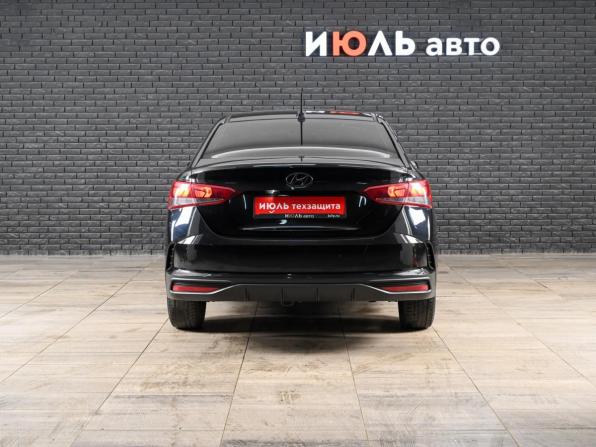 Hyundai Solaris II Рестайлинг с пробегом 2020 года, цена 1 460 000 рублей, 79558 км, седан, Автокод Объявления