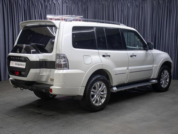 Mitsubishi Pajero IV Рестайлинг 2 с пробегом 2019 года, цена 3 798 000 рублей, 42300 км, внедорожник, Автокод Объявления
