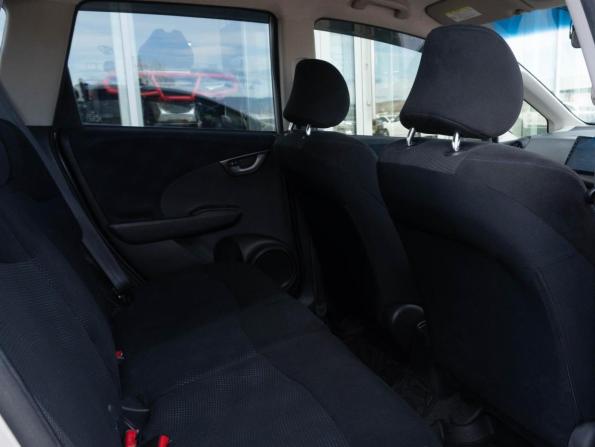 Honda Fit II с пробегом 2012 года, цена 901 000 рублей, 115112 км, хэтчбек, Автокод Объявления