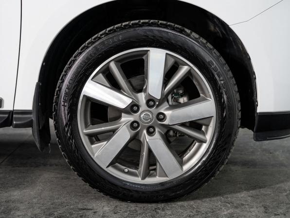 Nissan Pathfinder IV с пробегом 2015 года, цена 1 900 000 рублей, 186437 км, внедорожник, Автокод Объявления