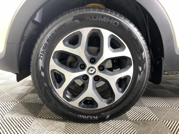 Renault Kaptur I с пробегом 2019 года, цена 1 088 000 рублей, 192647 км, внедорожник, Автокод Объявления