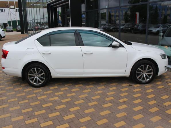 Skoda Octavia III (A7) с пробегом 2014 года, цена 1 247 000 рублей, 214000 км, лифтбек, Автокод Объявления