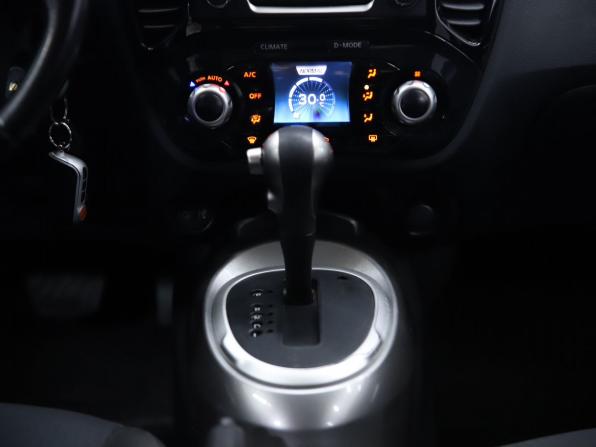 Nissan Juke I с пробегом 2012 года, цена 990 000 рублей, 147698 км, внедорожник, Автокод Объявления