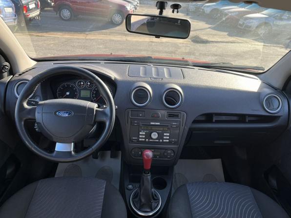 Ford Fusion I Рестайлинг с пробегом 2008 года, цена 319 000 рублей, 242000 км, хэтчбек, Автокод Объявления