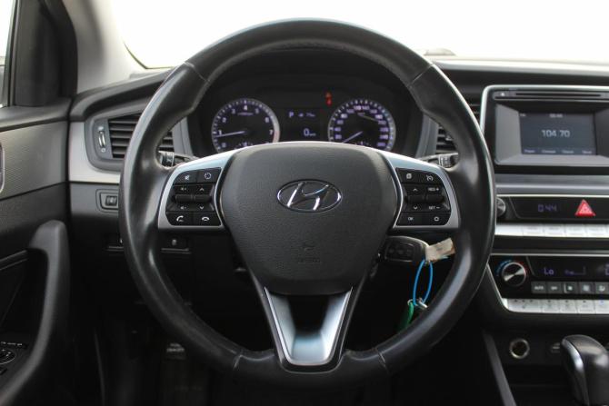 Hyundai Sonata VII (LF) Рестайлинг с пробегом 2018 года, цена 1 690 000 рублей, 112000 км, седан, Автокод Объявления