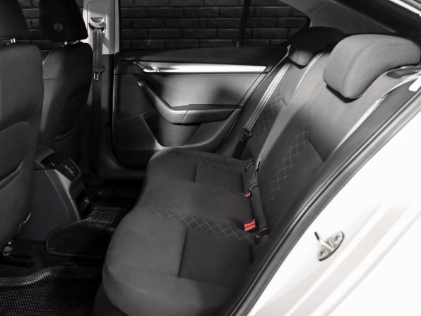 Skoda Octavia III (A7) Рестайлинг с пробегом 2019 года, цена 1 480 000 рублей, 171092 км, лифтбек, Автокод Объявления