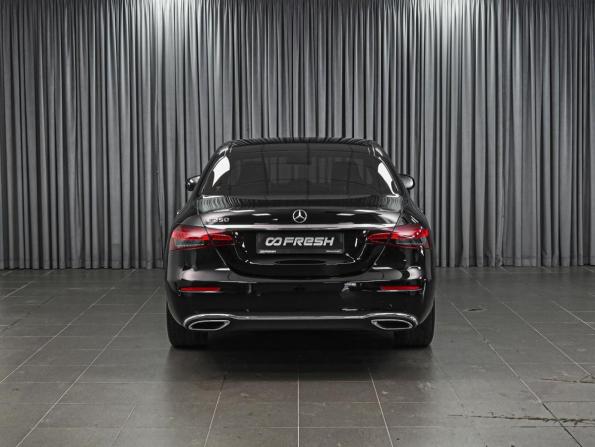 Mercedes-Benz E-Класс V (W213 S213 C238) Рестайлинг с пробегом 2021 года, цена 5 279 000 рублей, 49895 км, седан, Автокод Объявления