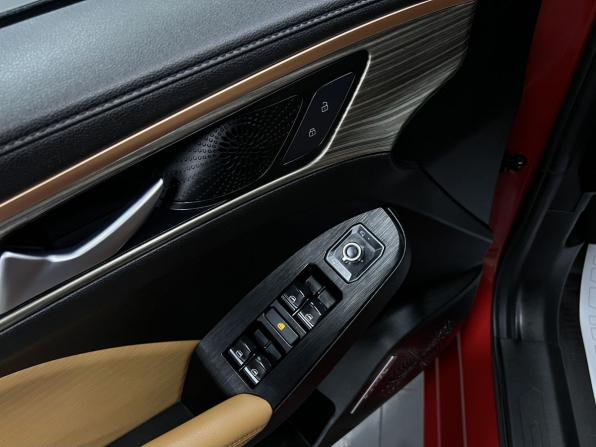 Haval Jolion I с пробегом 2022 года, цена 1 640 000 рублей, 38912 км, внедорожник, Автокод Объявления