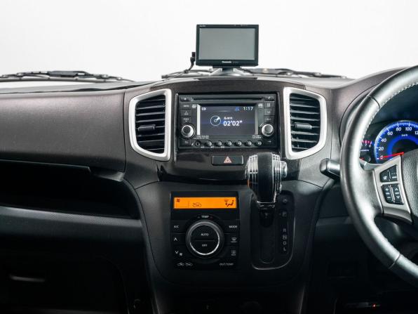 Suzuki Solio II с пробегом 2011 года, цена 750 000 рублей, 113188 км, микровэн, Автокод Объявления
