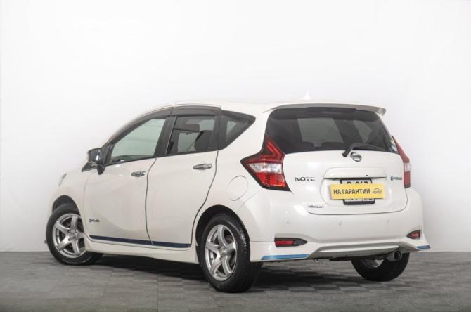 Nissan Note II Рестайлинг с пробегом 2017 года, цена 1 349 000 рублей, 110000 км, хэтчбек, Автокод Объявления