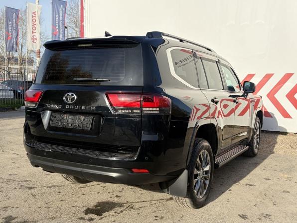 Toyota Land Cruiser 300 Series с пробегом 2022 года, цена 11 400 000 рублей, 51000 км, внедорожник, Автокод Объявления