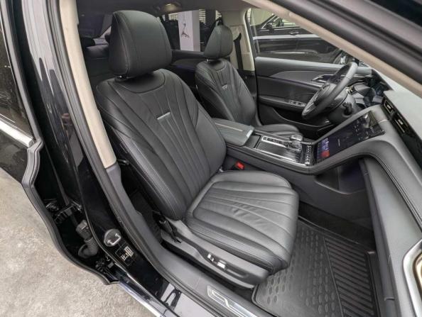 Hongqi H5 II с пробегом 2024 года, цена 3 297 000 рублей, 20171 км, седан, Автокод Объявления
