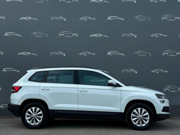 Skoda Karoq I с пробегом 2022 года, цена 2 422 300 рублей, 106766 км, внедорожник, Автокод Объявления