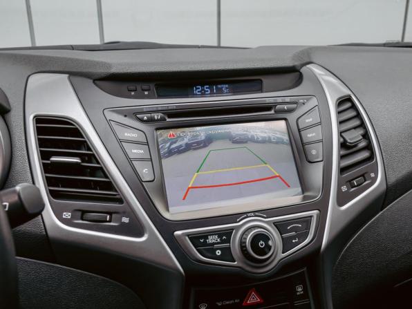 Hyundai Elantra VI (AD) с пробегом 2015 года, цена 1 325 000 рублей, 160129 км, седан, Автокод Объявления